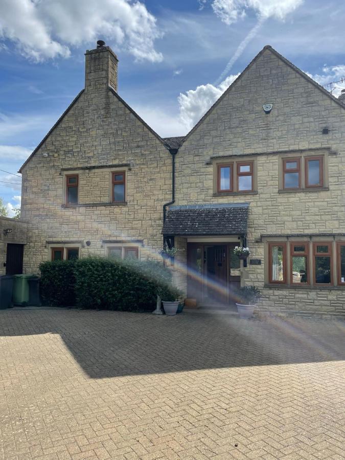 Cotswolds Luxury House In Central Bourton Large Sleeps 2-11. Pet Friendly. ภายนอก รูปภาพ